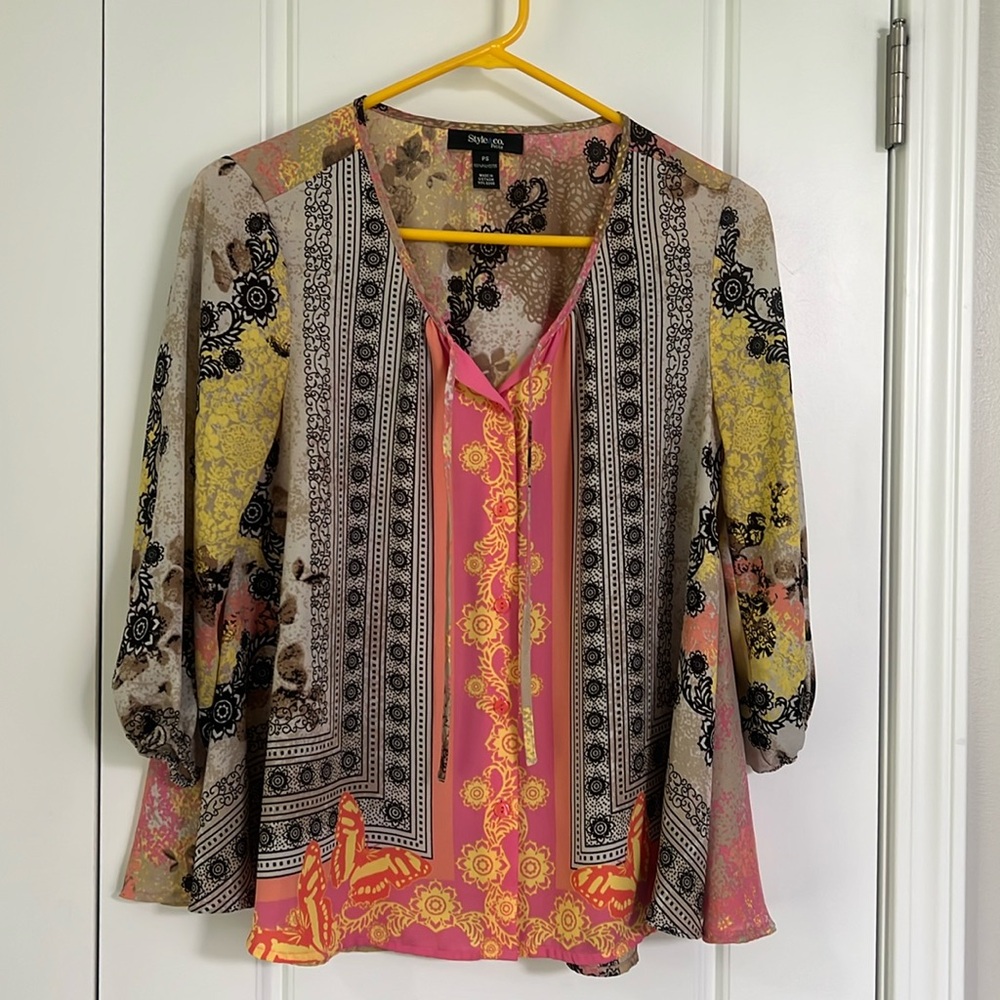 Women’s blouse